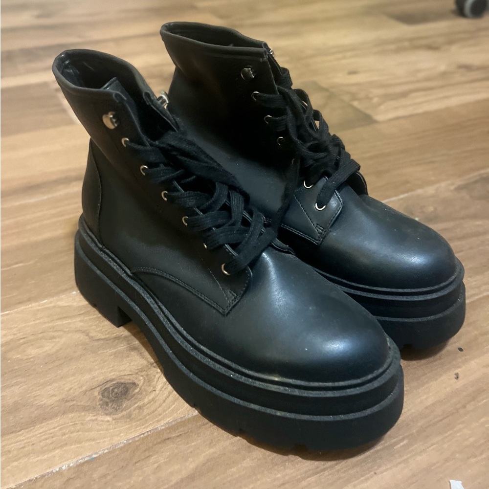 London Rebel wide fit chunky platform hiker boots in black, size 7